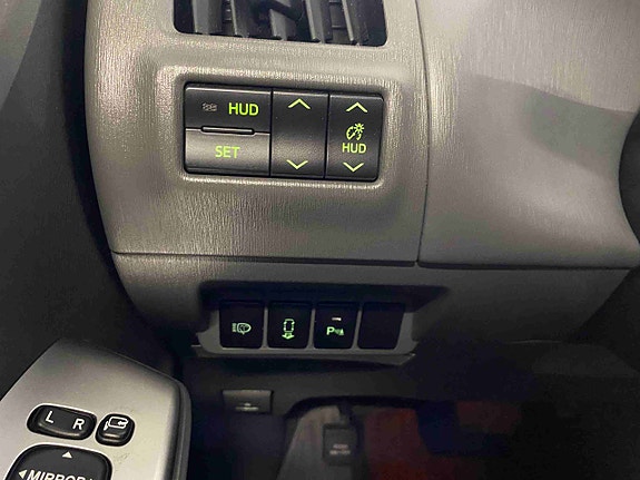 Toyota Prius 18 of 27