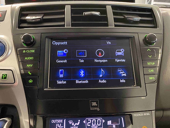 Toyota Prius 24 of 27