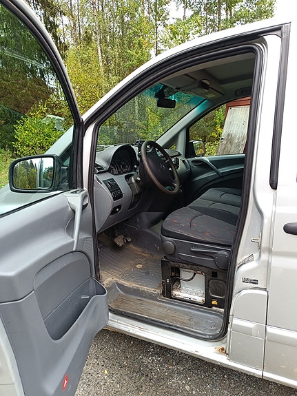 Mercedes-Benz Vito 115 15 of 30