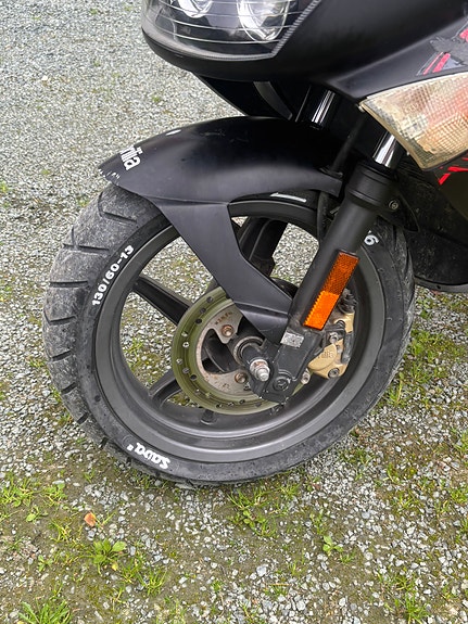 Aprilia SR 50 5 of 17