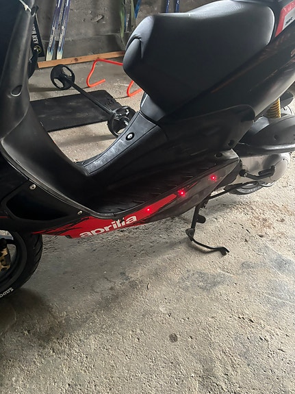 Aprilia SR 50 15 of 17