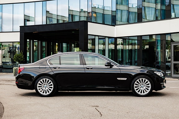 BMW 730d 20 of 30