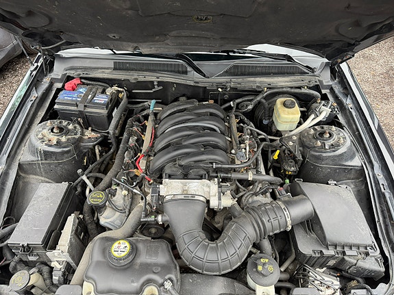 Ford Mustang 20 of 21