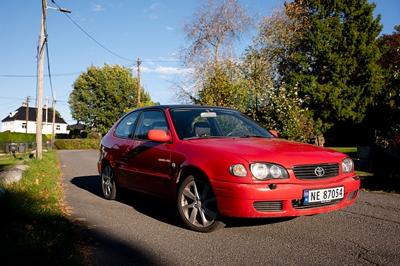 Toyota Corolla 2 of 8