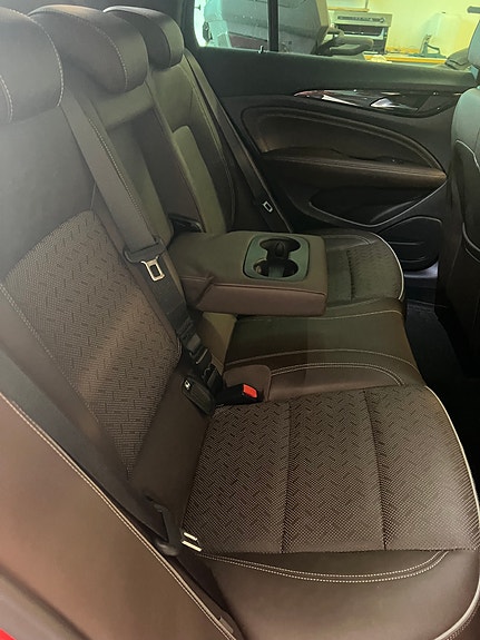 Opel Insignia 13 of 13