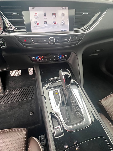 Opel Insignia 11 of 13