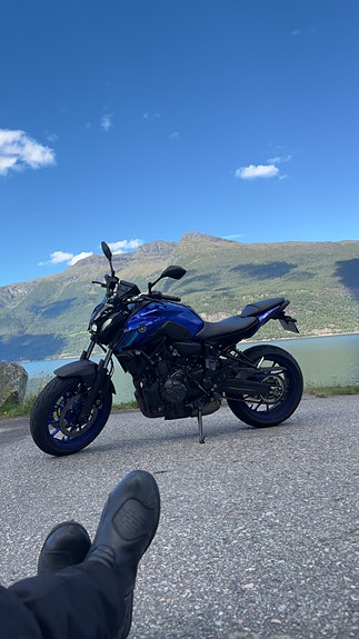 Yamaha MT-07 6 of 7