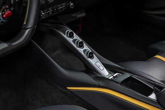 Ferrari 812 Superfast 25 of 30