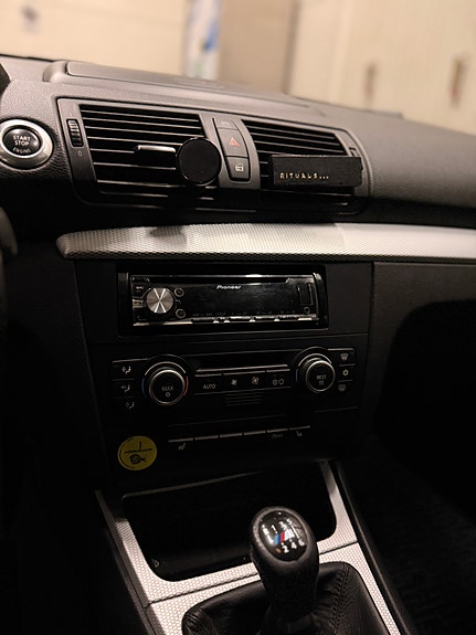 BMW 118d 18 of 25