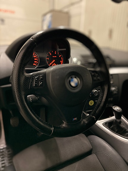 BMW 118d 16 of 25