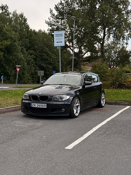 BMW 118d 12 of 25