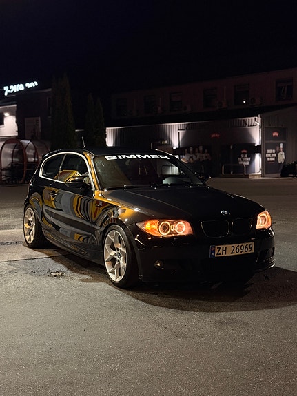 BMW 118d 14 of 25