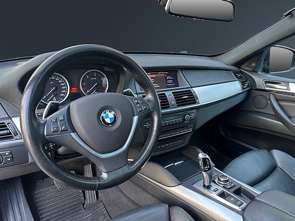 BMW X6 11 of 30
