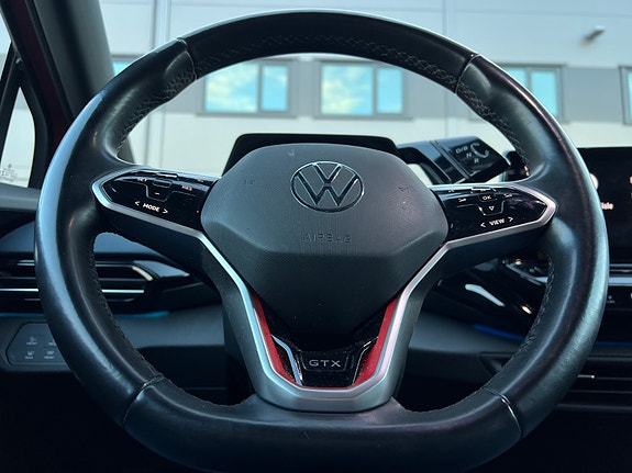 Volkswagen ID.4 GTX 18 of 29