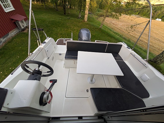 Jeanneau Merry Fisher 695 Cruiser 16 of 30