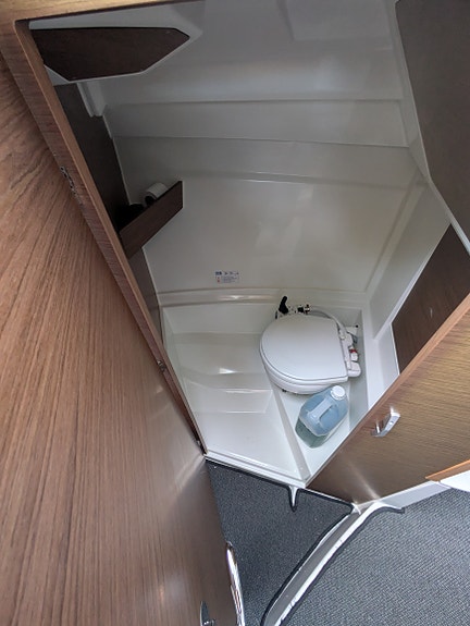 Jeanneau Merry Fisher 695 Cruiser 18 of 30