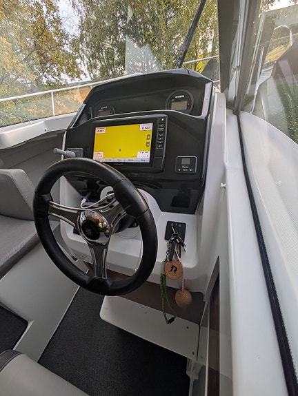 Jeanneau Merry Fisher 695 Cruiser 19 of 30