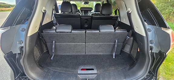 Nissan X-Trail 19 of 30