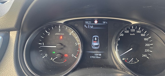 Nissan X-Trail 24 of 30