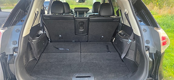 Nissan X-Trail 21 of 30
