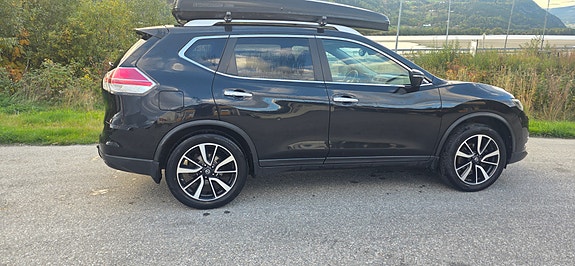 Nissan X-Trail 7 of 30