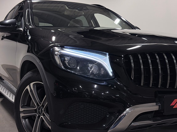 Mercedes-Benz GLC220 d 11 of 30