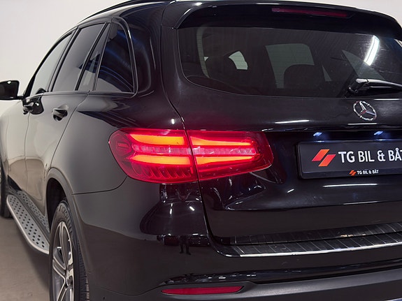 Mercedes-Benz GLC220 d 10 of 30