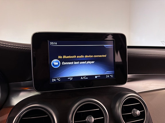 Mercedes-Benz GLC220 d 30 of 30