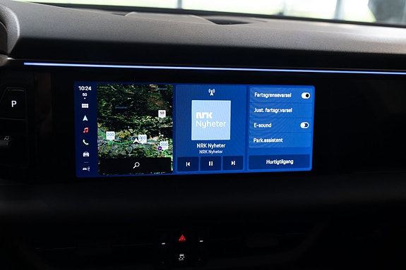 Porsche Macan 14 of 26