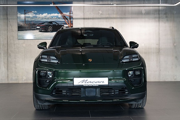 Porsche Macan 5 of 26