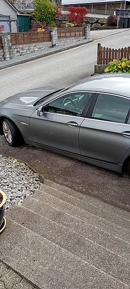 BMW 520d 4 of 6