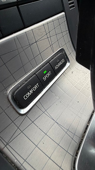 Volvo XC70 21 of 30