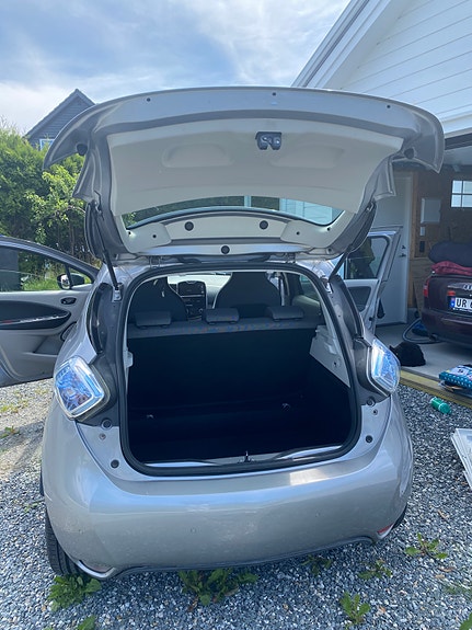Renault Zoe 11 of 13