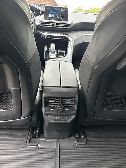 Peugeot 5008 14 of 30