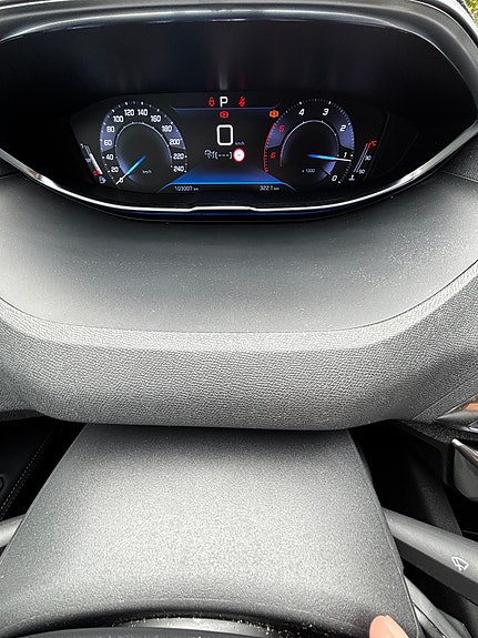 Peugeot 5008 17 of 30