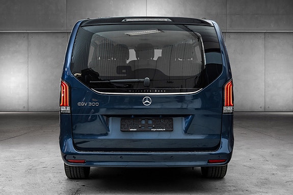 Mercedes-Benz EQV300 7 of 30