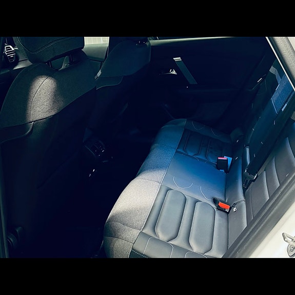 Citroen E-C4 16 of 20