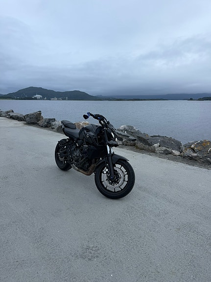 Yamaha MT-07 5 of 10