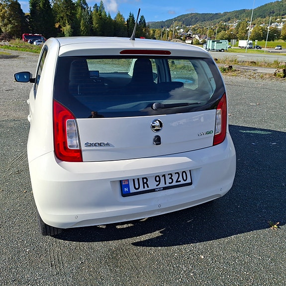 Skoda Citigo 2 of 12
