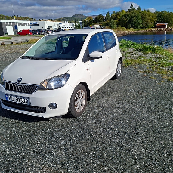 Skoda Citigo 3 of 12