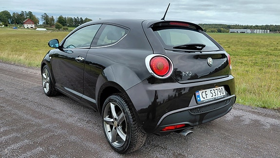 Alfa Romeo MiTo 7 of 18