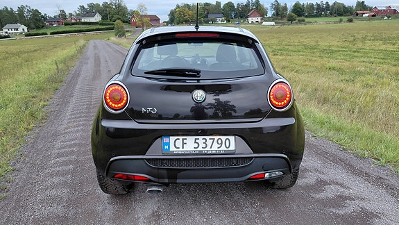 Alfa Romeo MiTo 6 of 18