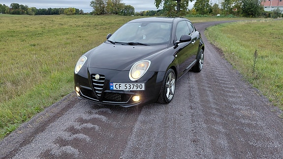 Alfa Romeo MiTo 2 of 18