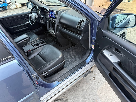 Honda CR-V 10 of 18