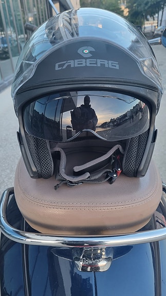 Vespa Primavera 50 13 of 14