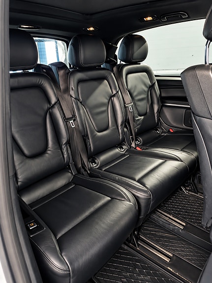 Mercedes-Benz V220 d 11 of 14