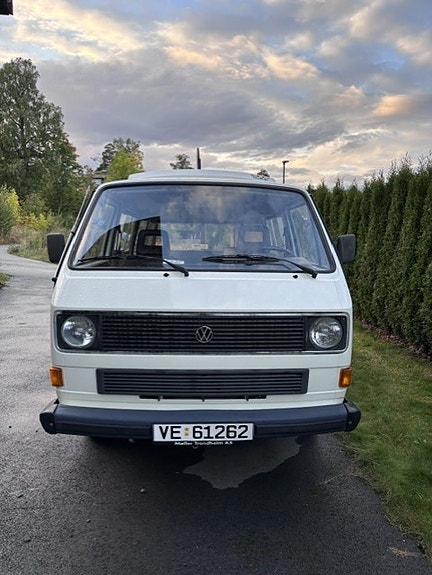 Volkswagen Transporter 3 of 15