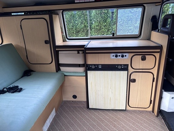 Volkswagen Transporter 10 of 15