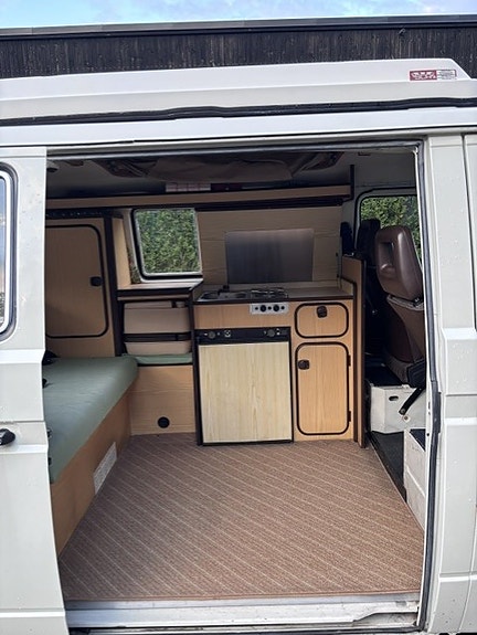 Volkswagen Transporter 7 of 15