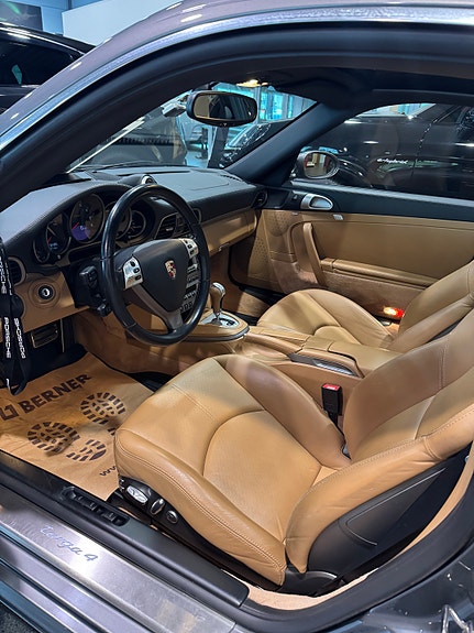 Porsche 911 6 of 13